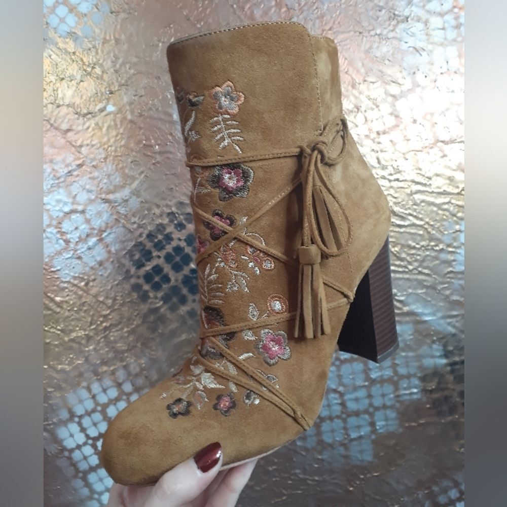 Sam Edelman Suede Embroidered Tan Ankle Boots